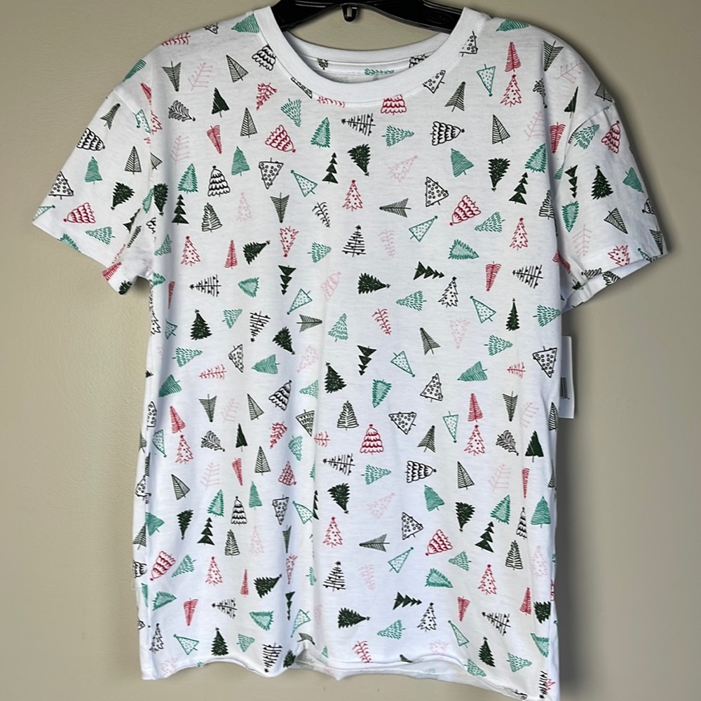 🌲Fifth Sun Holiday Short Sleeve Christmas Tee  Size S